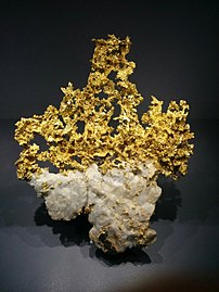 Native gold and quartz from California