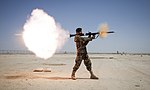 Lanzacohetes RPG-7 disparado por un soldado afgano