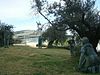 拜纳的橄榄园纪念雕像