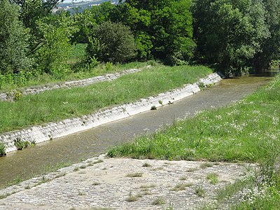 Река Рибница у селу Мионица је место на чијем мосту у механи је Живојин Мишић преузео команду од Петра Бојовића.