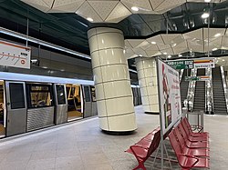 Metro train at Eroilor in 2022