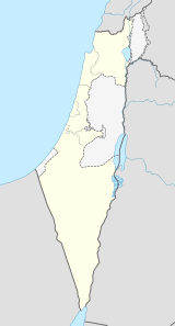 Mapa konturowa Izraela, w centrum znajduje się punkt z opisem „Biblioteka Narodowa Izraelaהספרייה הלאומית”