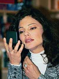 Fran Drescher, nữ diễn viên chính của bộ phim vào năm 1996