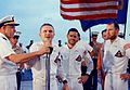 Spokojná posádka Apolla 8 na palube lietadlovej lode USS Yorktown