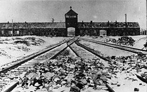 Wrota koncentraciskeho lěhwa Auschwitz – symbol holocausta