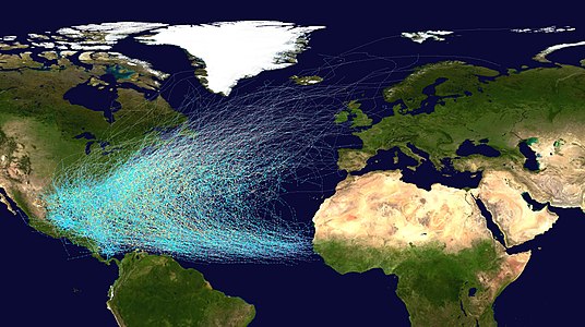Маршруты всех ураганов, зафиксированных с 1851 по 2005 год
