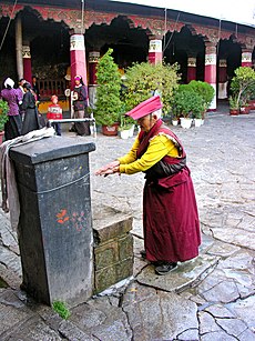 Tibeti buddhista apáca