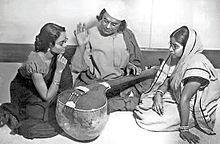 Nazrul teaching Nazrul Sangeet.jpg