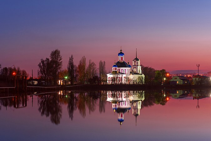 圖為位於乌克兰顿涅茨克州斯拉維揚斯克的復活教堂。今天是烏克蘭獨立日。