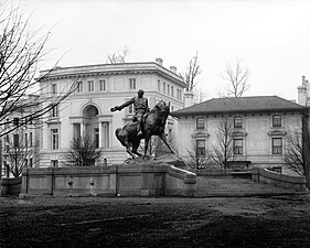 The statue of Philip Sheridan in the 1910s