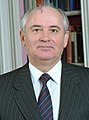 30 august: Mihail Gorbaciov, preşedinte al URSS