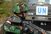 جندي مشاة إندونيسي يشارك في قوات حفظ السلام التابعة للأمم المتحدة