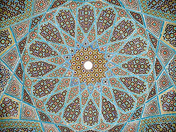 Ornamentikus arabeszk (Háfiz-kripta, Irán