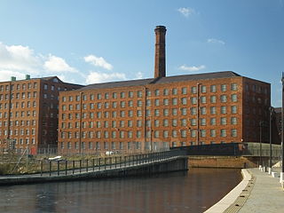 Murrays' Mills (for cotton) on the Rochdale Canal, Manchester, begun in 1798, and then forming the longest mill range in the world[6]