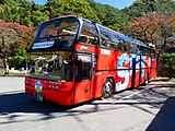 日の丸自動車興業より借り入れて運行されたオープントップバス「昇仙峡スカイバス」（OP-6)