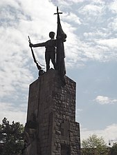 Споменик српским ратницима у Краљеву