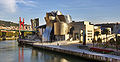 Prédio do Museu Guggenheim Bilbao, projetado por Frank Gehry.