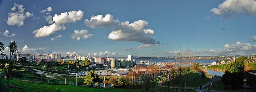Vista general de la Ría de La Coruña y la zona portuaria