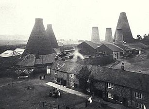 The distinctive glass cones of Lemington Glass Works, Newcastle upon Tyne, c. 1900