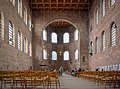 Interiér románskej baziliky v Trier, Nemecko