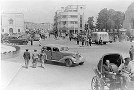 ท้องถนนใกล้ ๆ กับจัตุรัสทาลิลี่ ในปี 1930