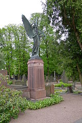 Grave of Topelius at Hietaniemi Cemetery with 1905 sculpture Towards the Light by Walter Runeberg