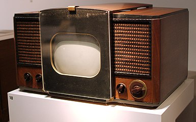 RCA 630-TS, the first mass-produced television set, sold in 1946–1947