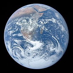 A color image of Earth as seen from Apollo ১৭.