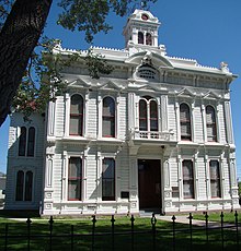 photo of Mono County Court House