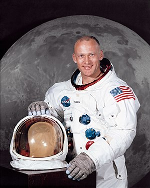 Buzz Aldrin.jpg