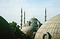 نظرة علي المسجد من آيا صوفيا