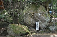 神谷磐座の巨岩