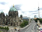 Katedral ng Berlin at Karl-Liebknecht-Straße
