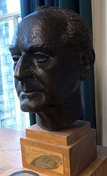 Bust of Evans-Pritchard