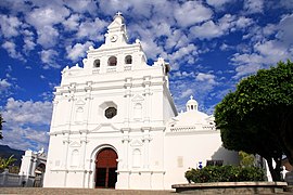 Iglesia colonial en Metapán