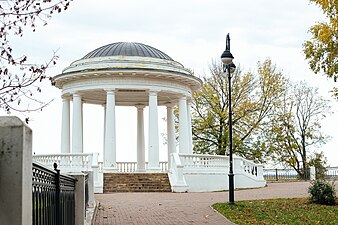 The coastal rotunda in the Alexander Garden