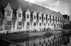 La Grande Boucherie, средновековна месарница во Гроентенмаркт во Гент, Белгија, 1934 година