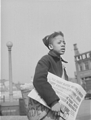Newsboy selling Chicago Defender, 1942