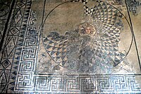 Mozaic ilustrând-o pe Medusa, la Marcianopolis, azi în Muzeul cu mozaicuri din Devnea, Bulgaria