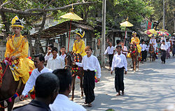 Buddhista ceremónia (Shinbyu), Mandalay